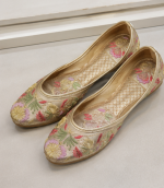 Champagne Floral Heritage Embroidered Jodhpuri Mojari - Image 3
