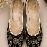 Midnight Gold Rosette Embroidered Jodhpuri Mojari