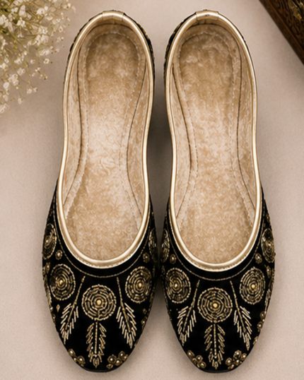 Midnight Gold Rosette Embroidered Jodhpuri Mojari