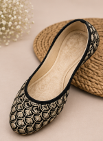 Midnight Silver Scallop Embroidered Jodhpuri Mojari - Image 2
