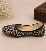 Midnight Silver Scallop Embroidered Jodhpuri Mojari - Image 3