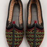 Black Green Spiral Handcrafted Jodhpuri Mojari