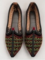 Black Green Spiral Handcrafted Jodhpuri Mojari