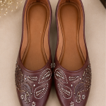 Maroon Paisley Jodhpuri Mojari