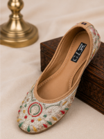Ivory Floral Heritage Embroidered Jodhpuri Mojari - Image 3