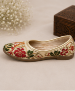 Ivory Gulnaar Heritage Embroidered Jodhpuri Mojari - Image 3