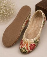 Ivory Gulnaar Heritage Embroidered Jodhpuri Mojari - Image 4