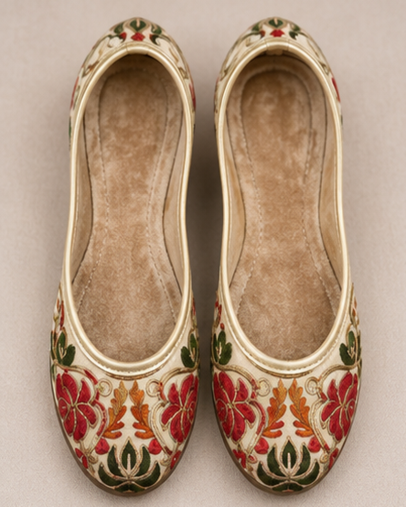f179ab65-dbcd-4fed-b9f6-16831d239ce7 Ivory Gulnaar Heritage Embroidered Jodhpuri Mojari - Image 1