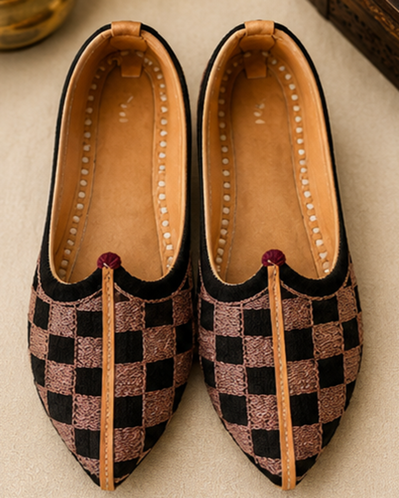 75cab7be-4e48-4998-b957-972131b75d06 - Copy (2) Royal Check Weave Ethnic Jodhpuri Mojari & Rajasthani Shoes For Men - Image 1