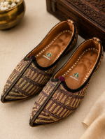 Rajwadi Gold Weave Ethnic Jodhpuri Mojari & Rajasthani Shoes For Men - Image 2